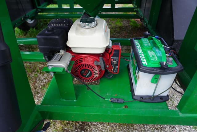 Image of Patriot 100 equipment image 2