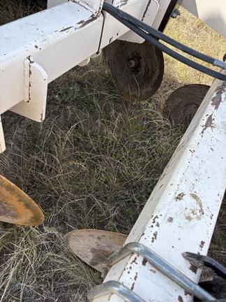 Image of Patriot Pivot Track Closer equipment image 3
