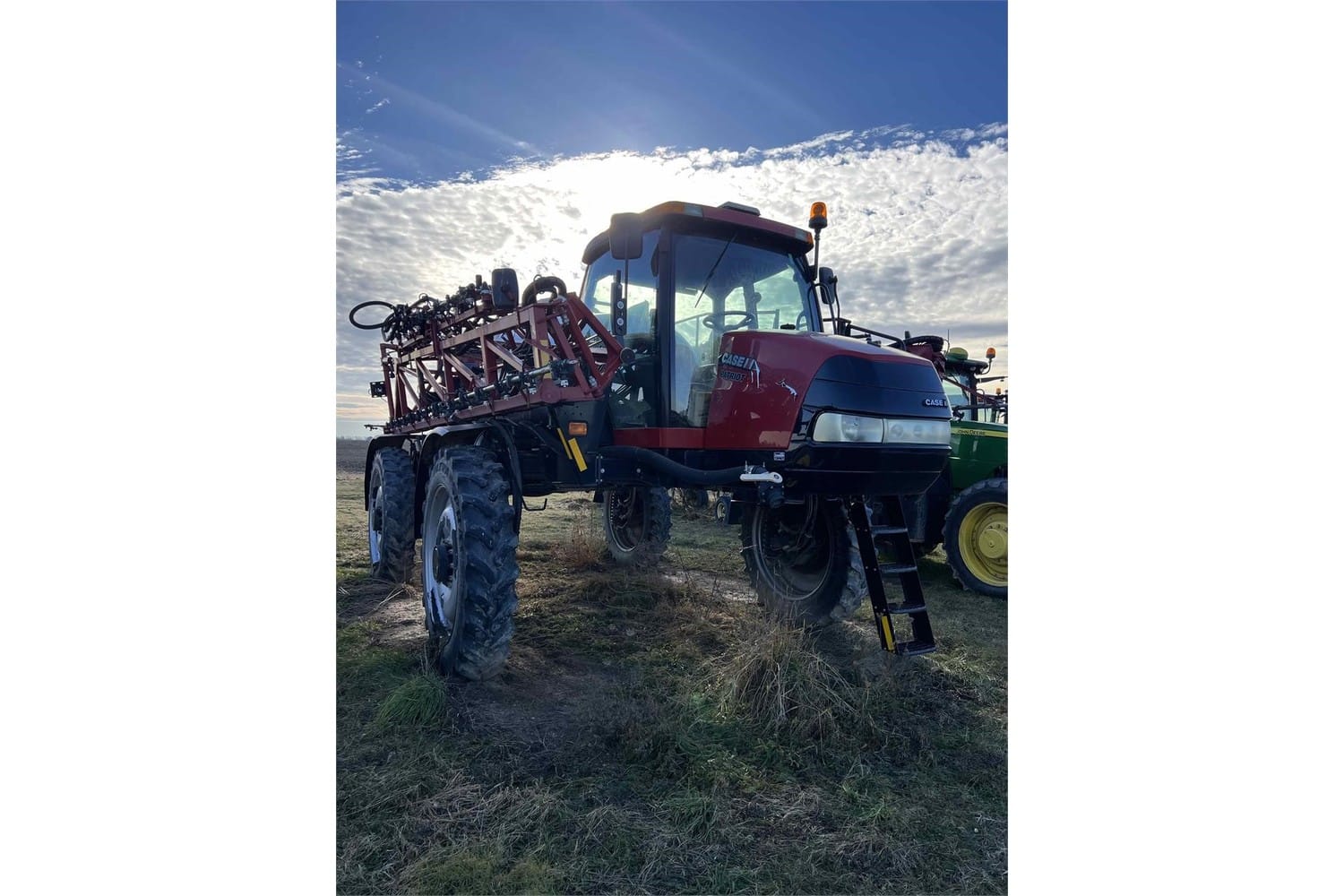 Case IH Patriot 3340 Equipment Image0