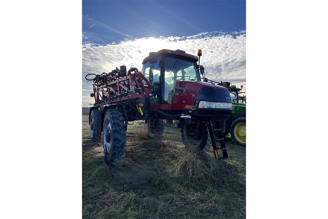 Image of Case IH Patriot 3340 Primary image