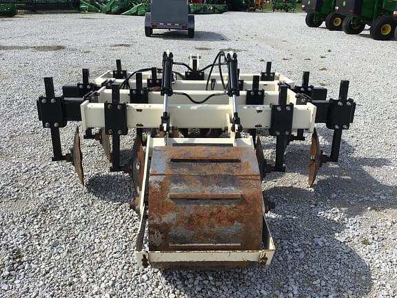 Image of Patriot Pivot Track Closer equipment image 1