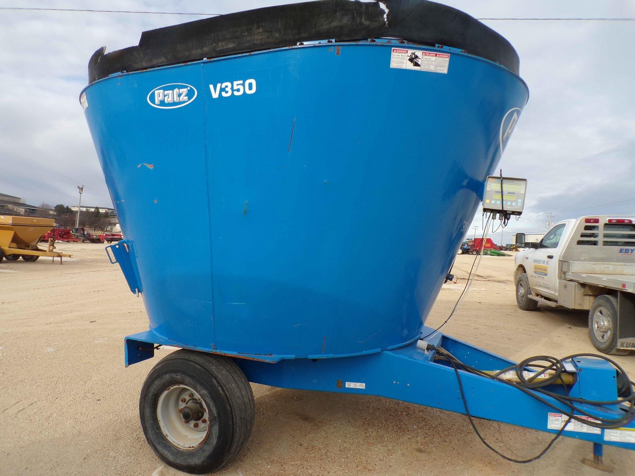 Patz 800 Equipment Image0