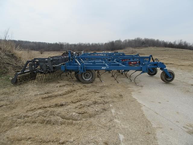 Image of Penta 300 equipment image 3