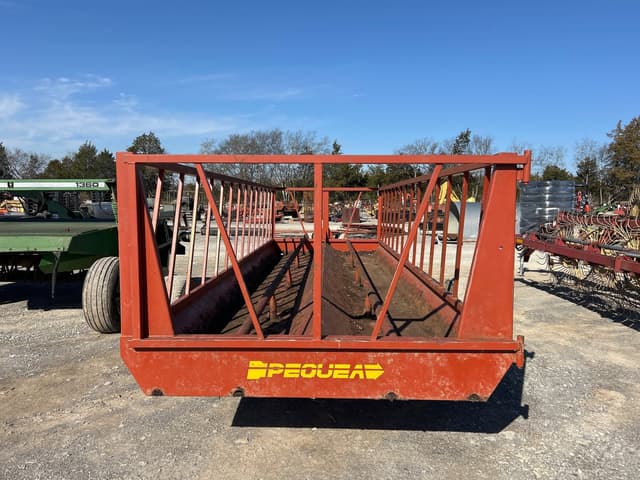 Image of Pequea 520E equipment image 4