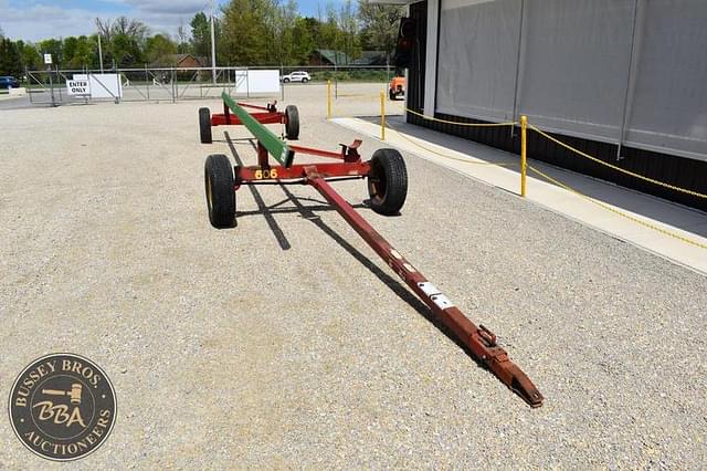 Image of Pequea 606 equipment image 1