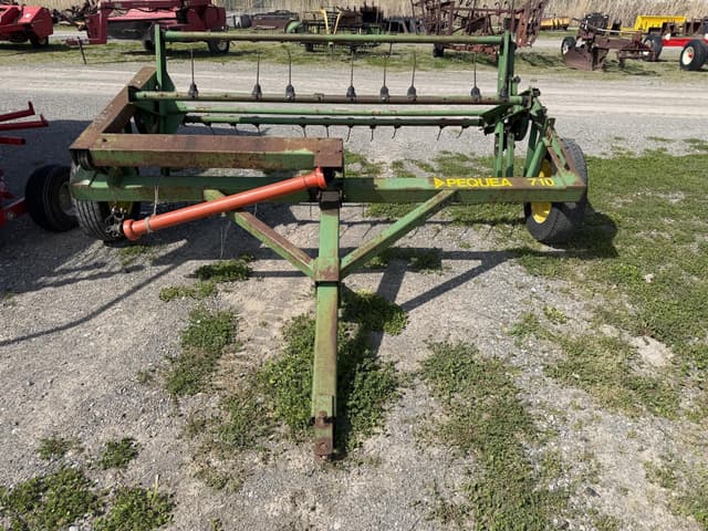 Image of Pequea 710 equipment image 2