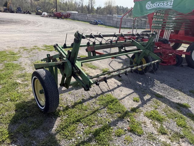 Image of Pequea 710 equipment image 3