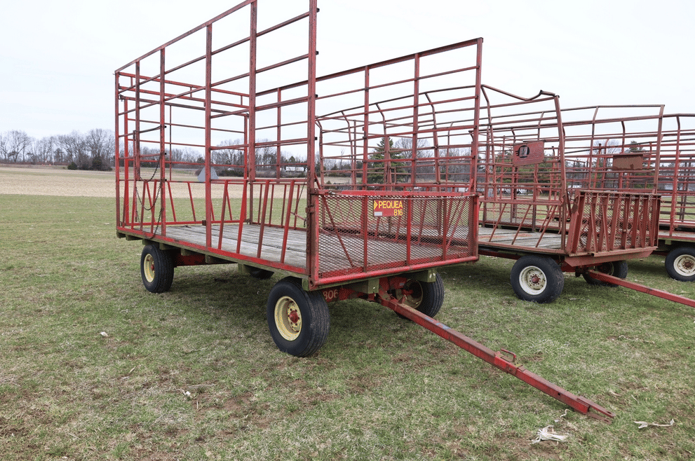 Pequea 816 Equipment Image0