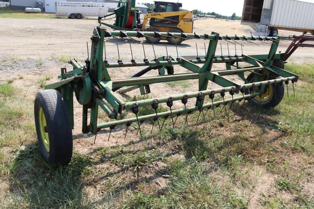 Image of Pequea 910 equipment image 3