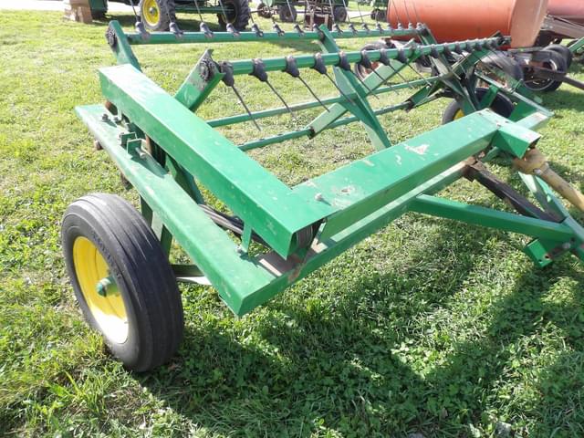 Image of Pequea 910 equipment image 2