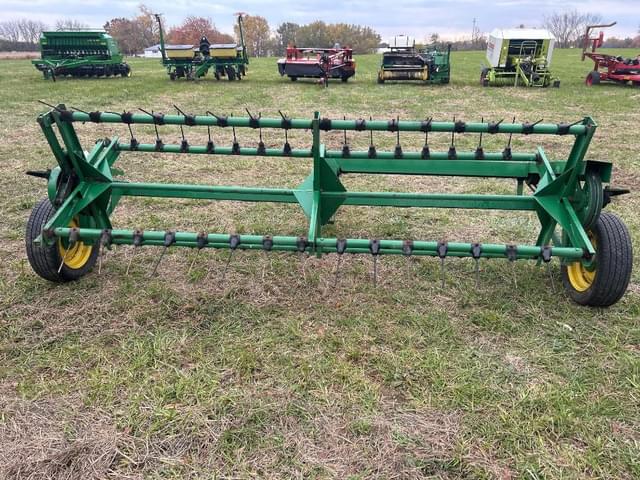 Image of Pequea 910 equipment image 3