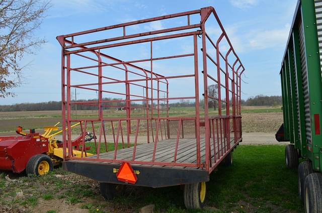 Image of Pequea 918  equipment image 3