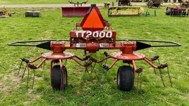 Image of Pequea TT2000 equipment image 3