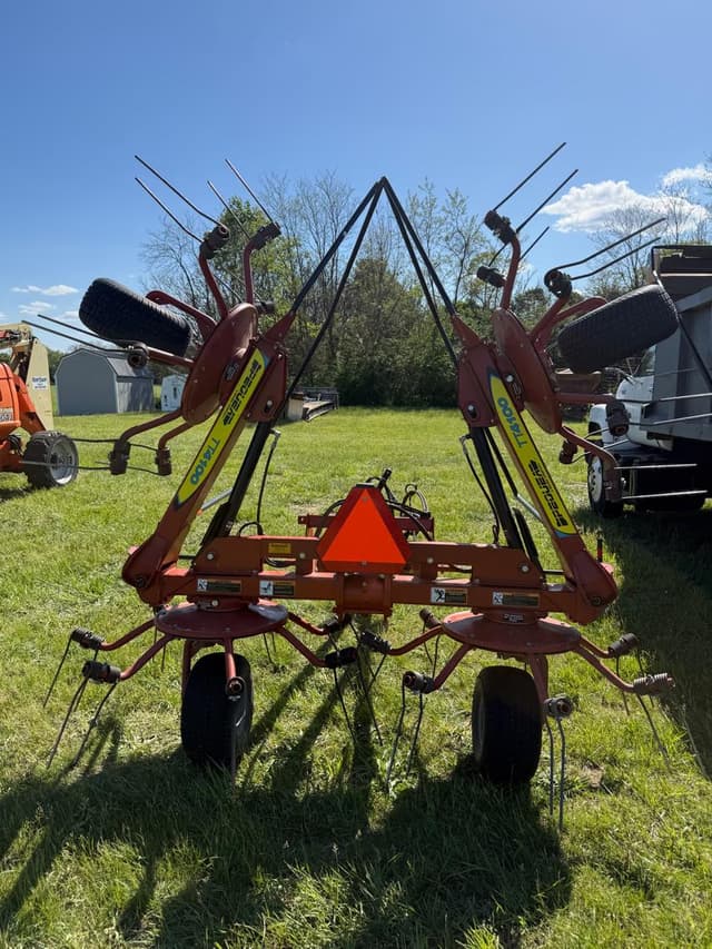 Image of Pequea TT4100 equipment image 4