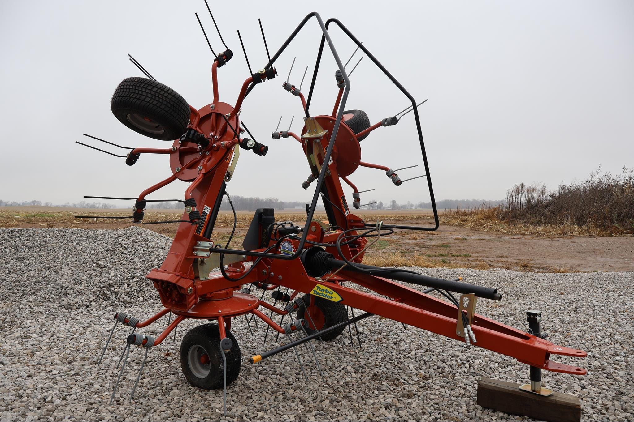 Pequea HT4102 Equipment Image0