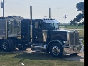 Peterbilt 379 Image