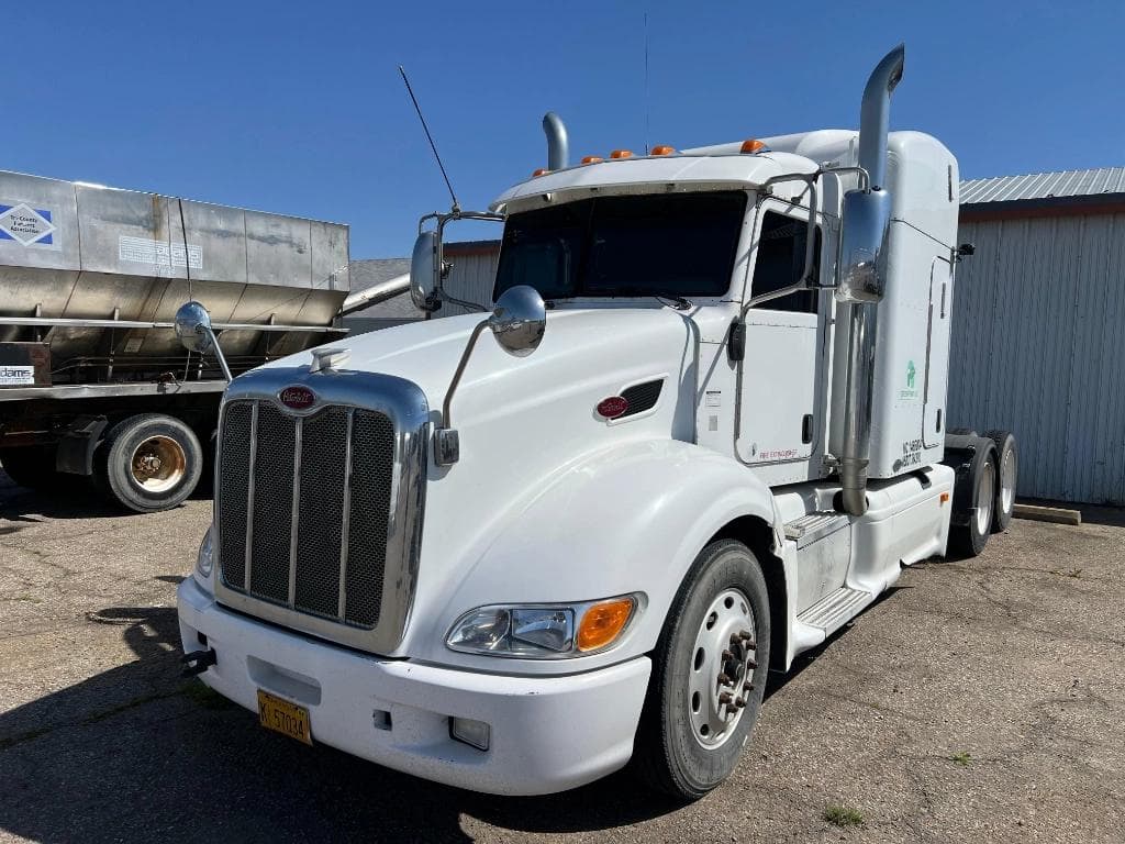 Image of Peterbilt 386 Primary image