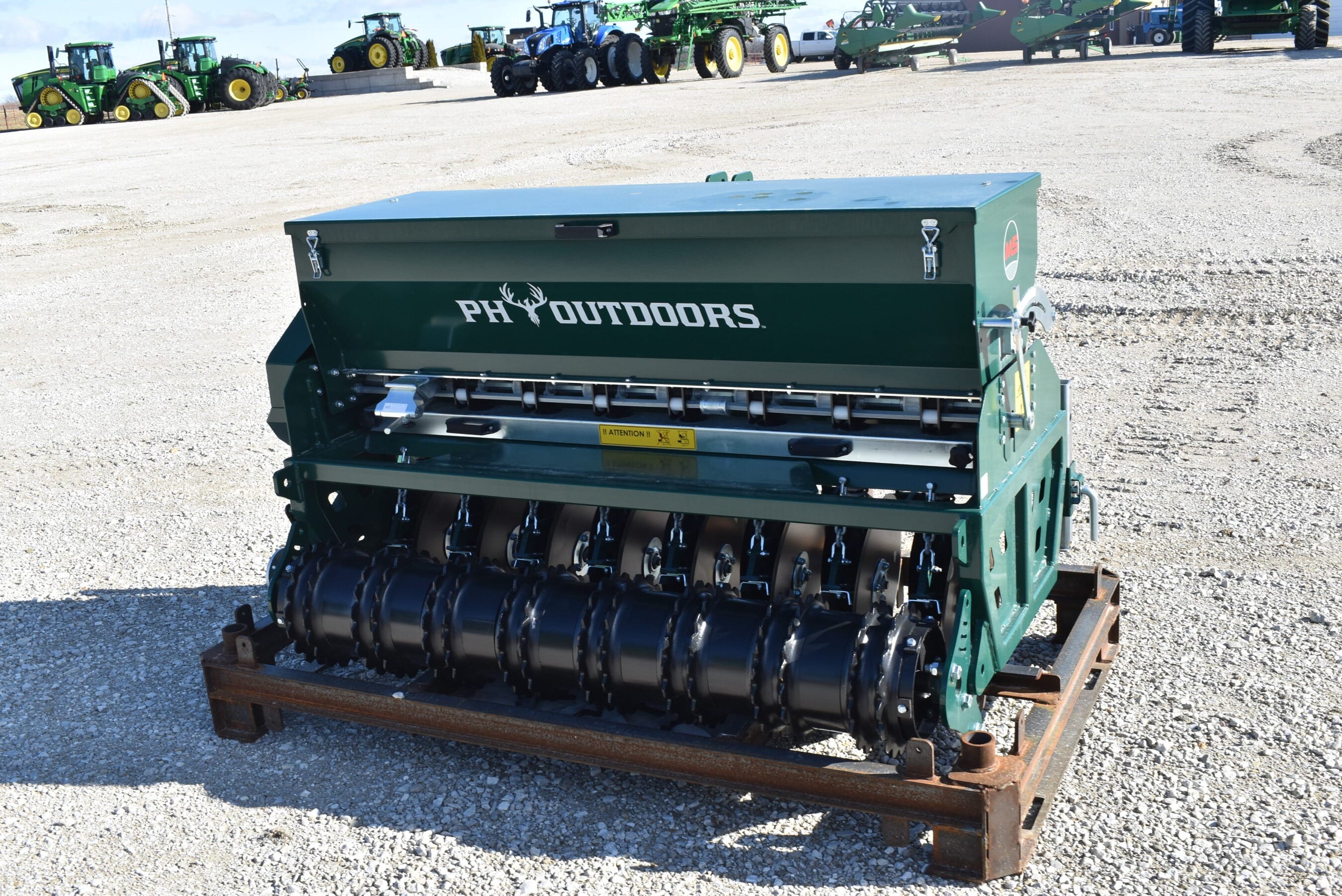 PH Outdoors M5 Equipment Image0