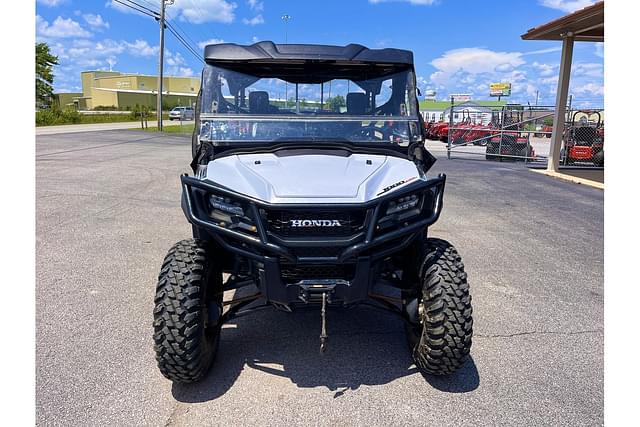Image of Honda Pioneer 1000-5 equipment image 1