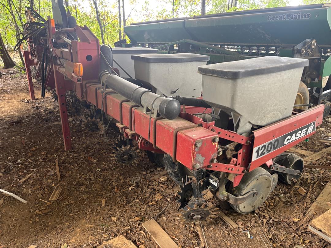 Image of Case IH 1200 Primary image