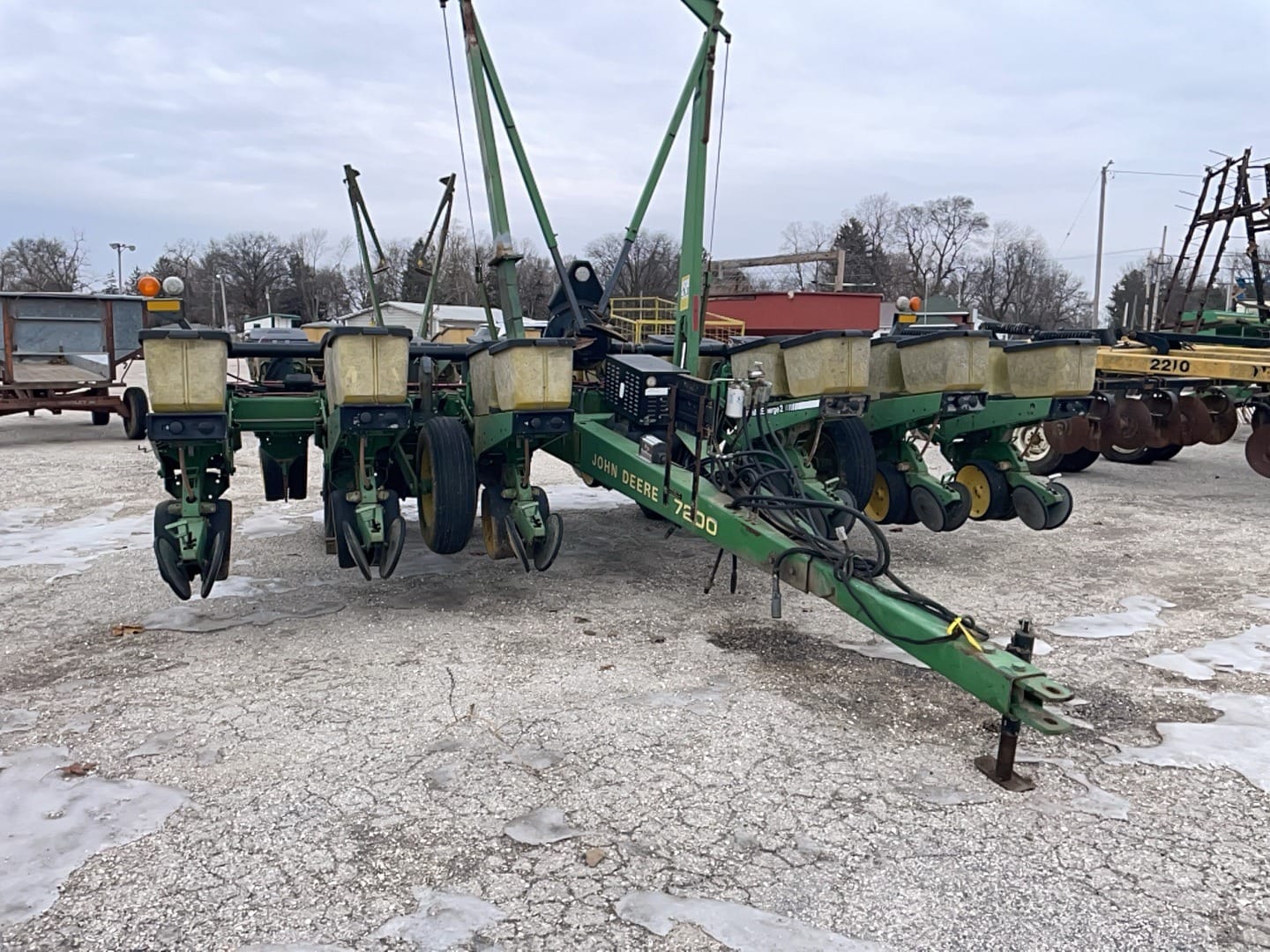 Main image John Deere 7200