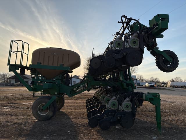 Image of Great Plains 3PYP-24TR38 equipment image 3