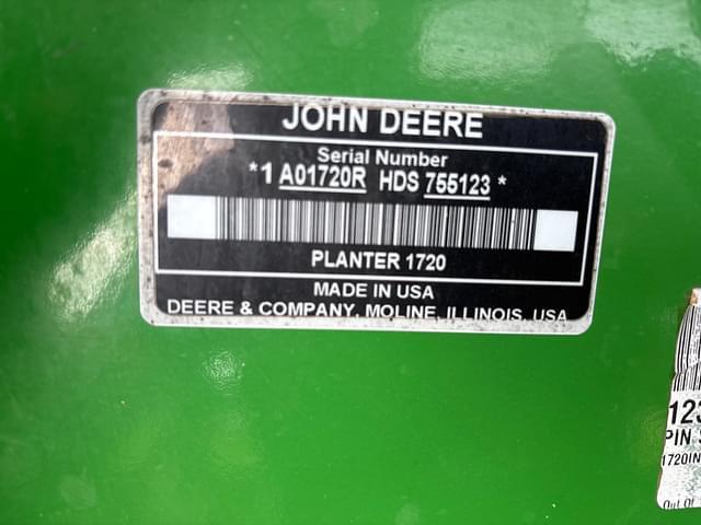 Image of John Deere 1720 equipment image 2