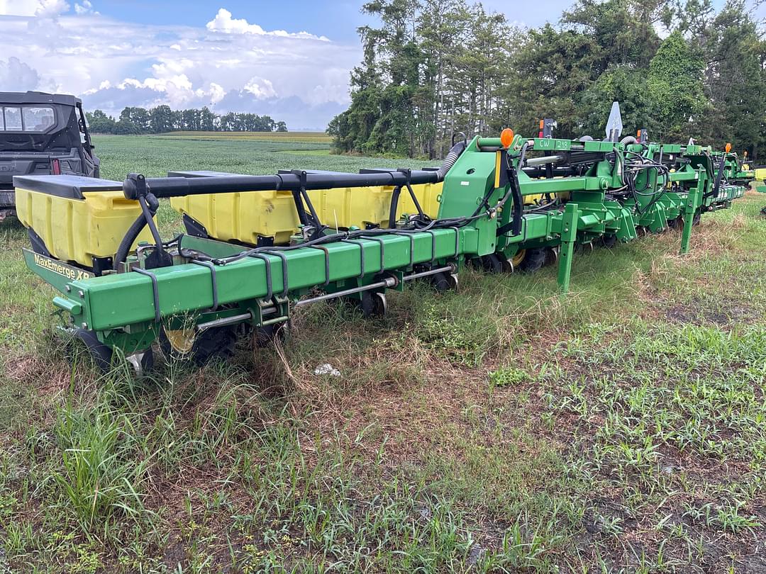 Image of John Deere 1720 Primary image