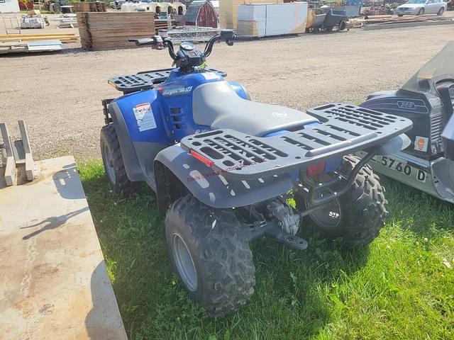 Image of Polaris Magnum 325 equipment image 4