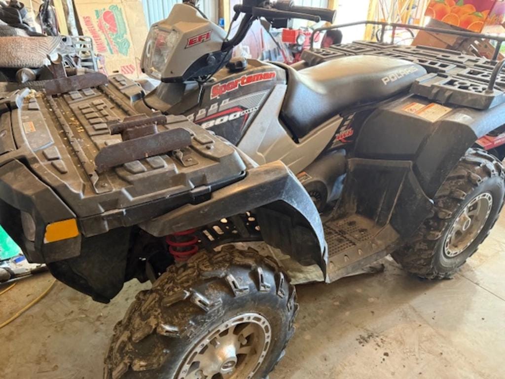 Polaris Sportsman 800 Equipment Image0