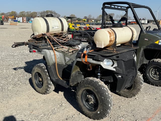 Image of Polaris Sportsman 570 equipment image 2