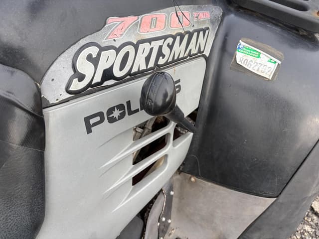 Image of Polaris Sportsman 700 equipment image 4