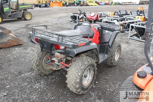 Image of Polaris Sportsman 700 equipment image 2