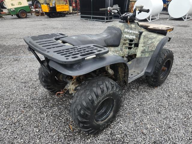 Image of Polaris Magnum 325 equipment image 3