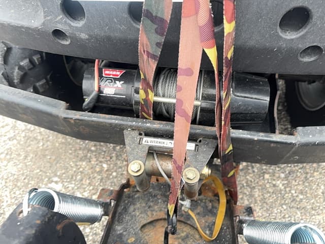 Image of Polaris Magnum 325 equipment image 3