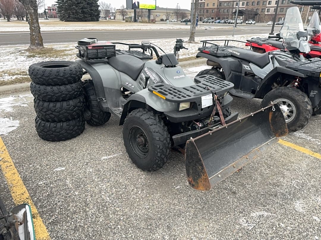 Image of Polaris Magnum 325 Primary image