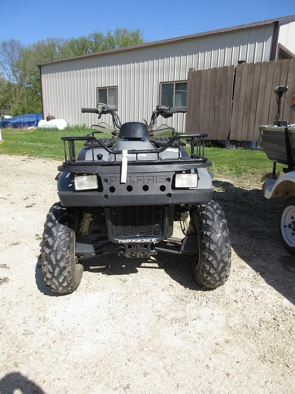 Image of Polaris Magnum 325 equipment image 1