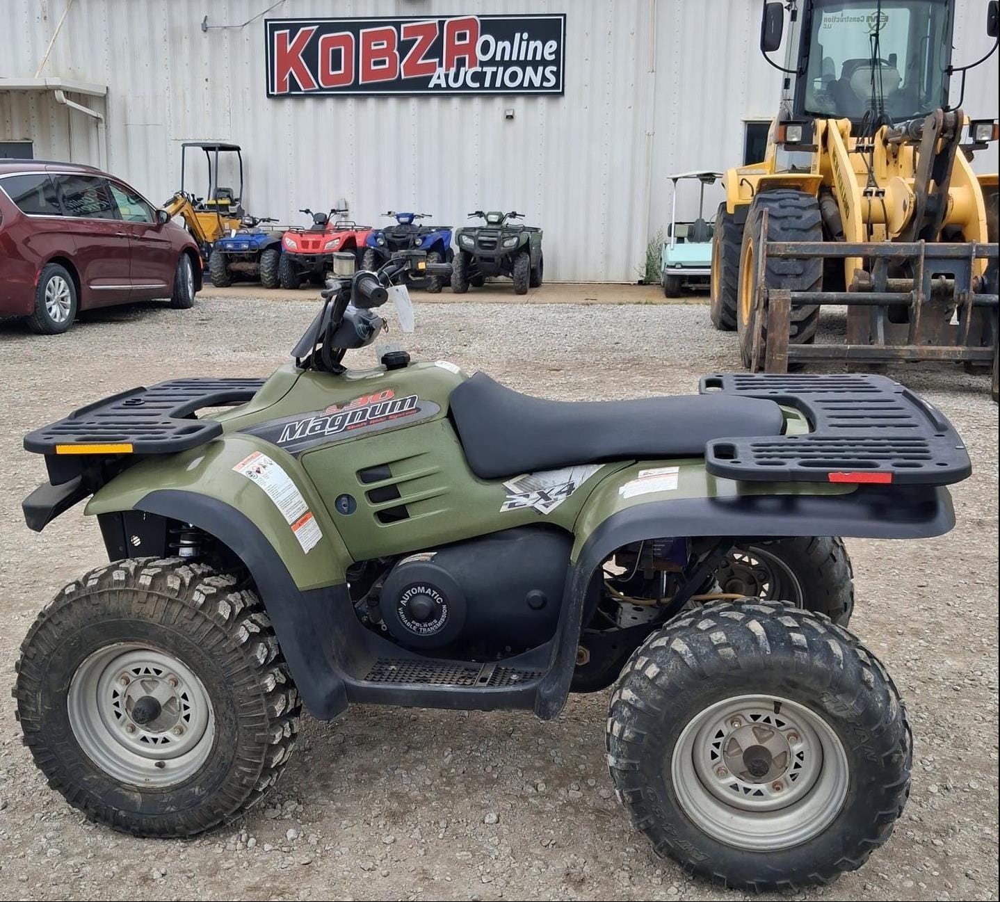 Polaris Magnum 330 Equipment Image0