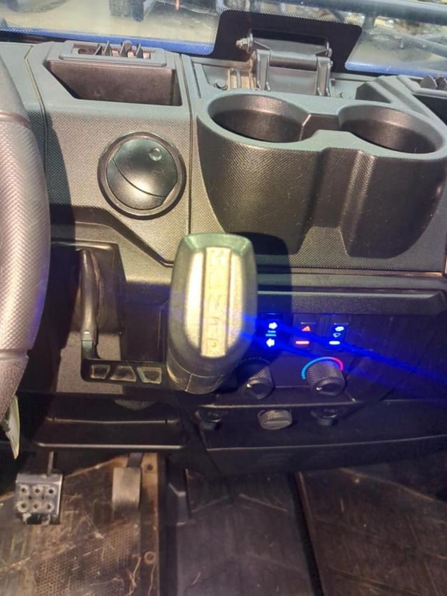 Image of Polaris Ranger 1000 Premium equipment image 2