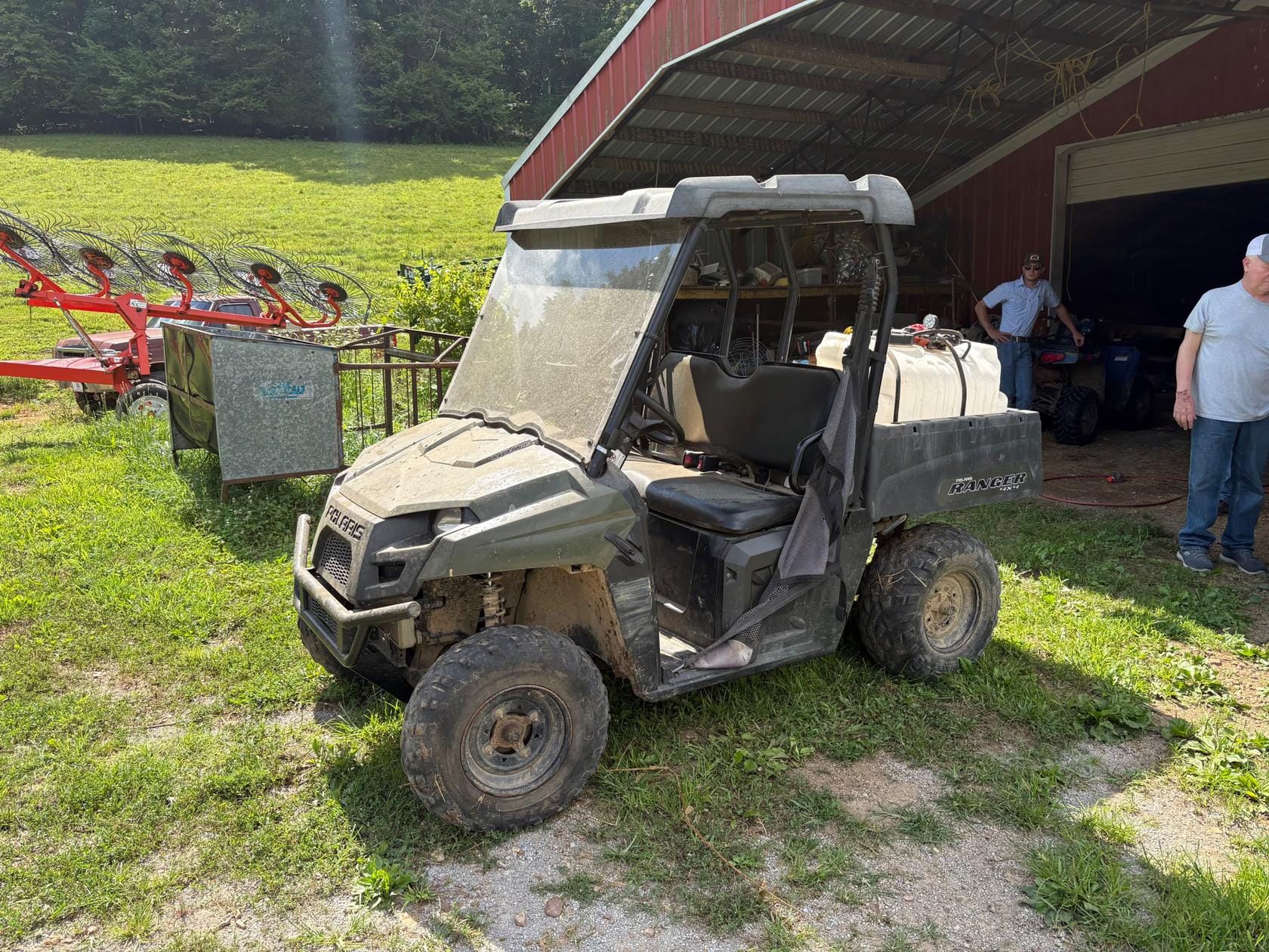Polaris Ranger 400 Equipment Image0