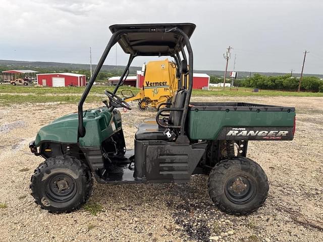 Image of Polaris RANGER 4X4 equipment image 1