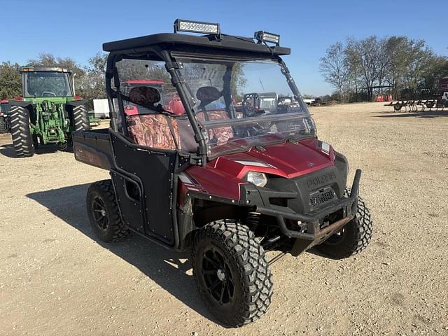 Image of Polaris RANGER 4X4 equipment image 3