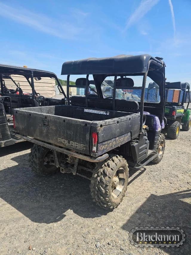 Image of Polaris Ranger 700 equipment image 3