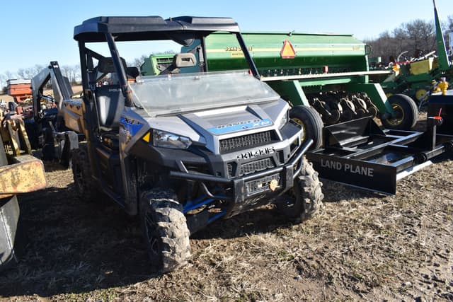 Image of Polaris Ranger 900 equipment image 2