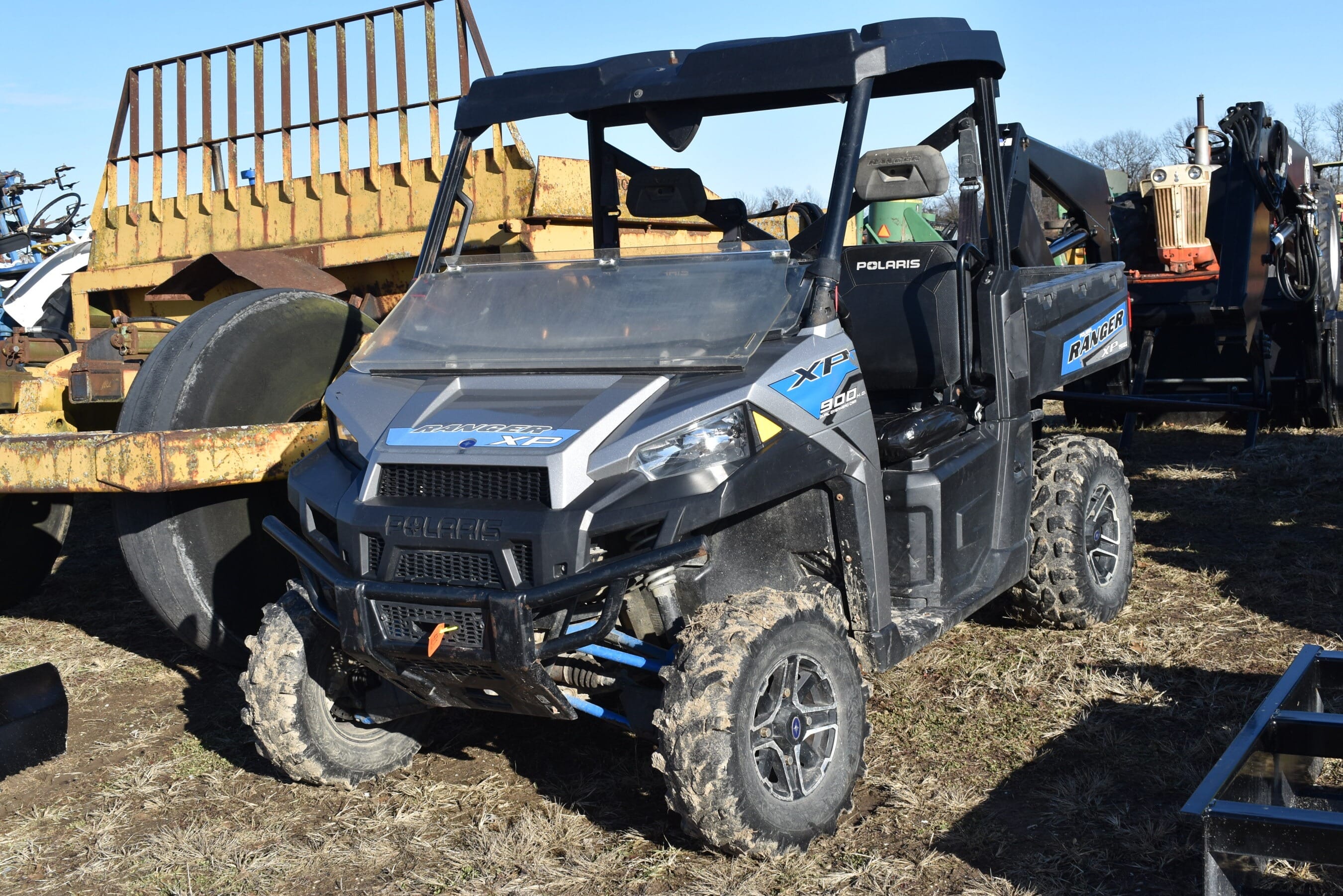 Polaris Ranger 900 Equipment Image0