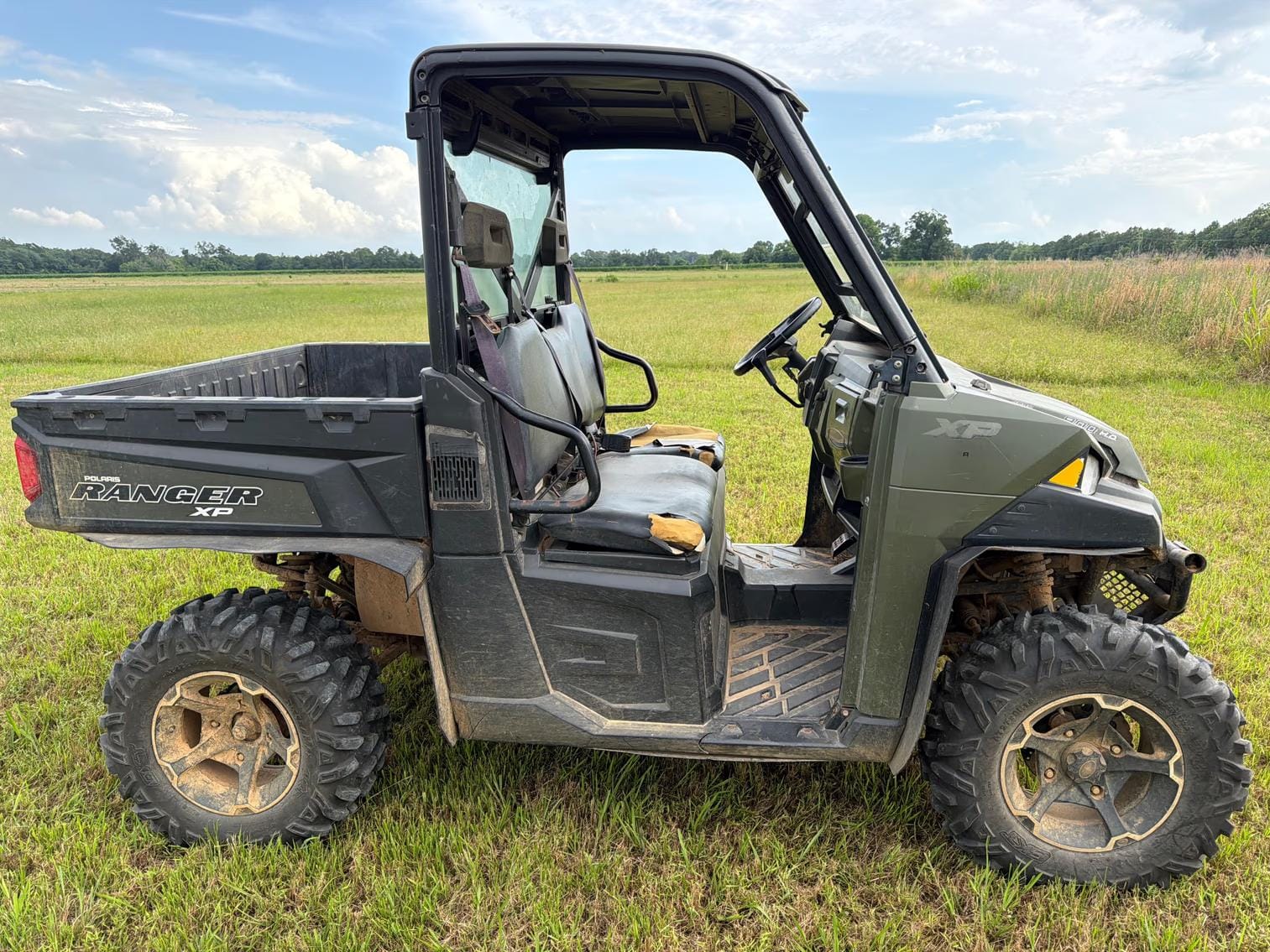 2015 Polaris Ranger 900 XP Equipment Image0