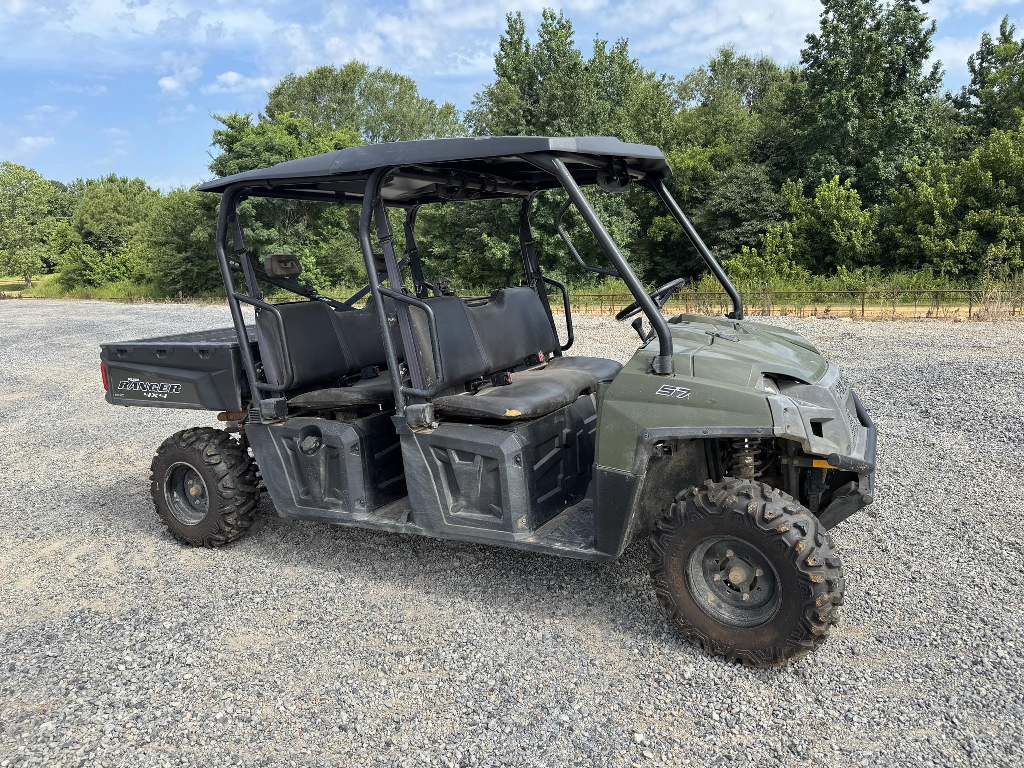 Polaris Ranger Crew 570 EFI Equipment Image0