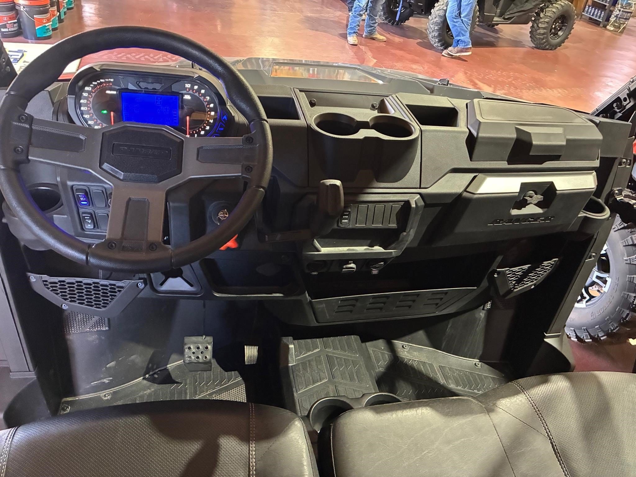 2025 Polaris Ranger Equipment Image0