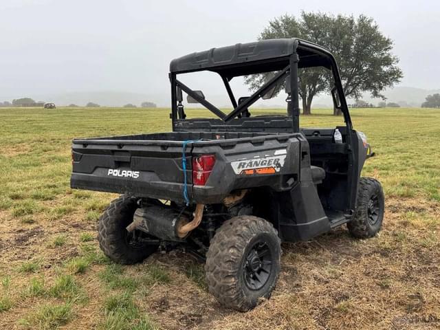 Image of Polaris Ranger XP 1000 equipment image 2