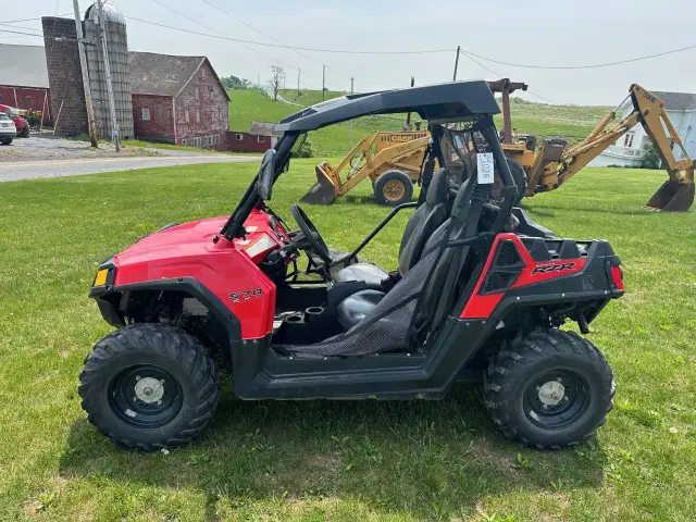 Image of Polaris RZR 570 equipment image 4